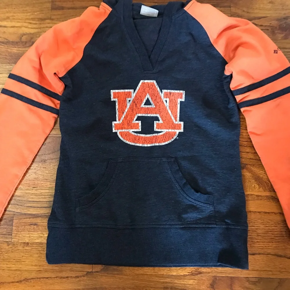 Columbia Auburn Pullover Hoodie Hooded Sweatshirt Shirt Size Youth Medium Unisex